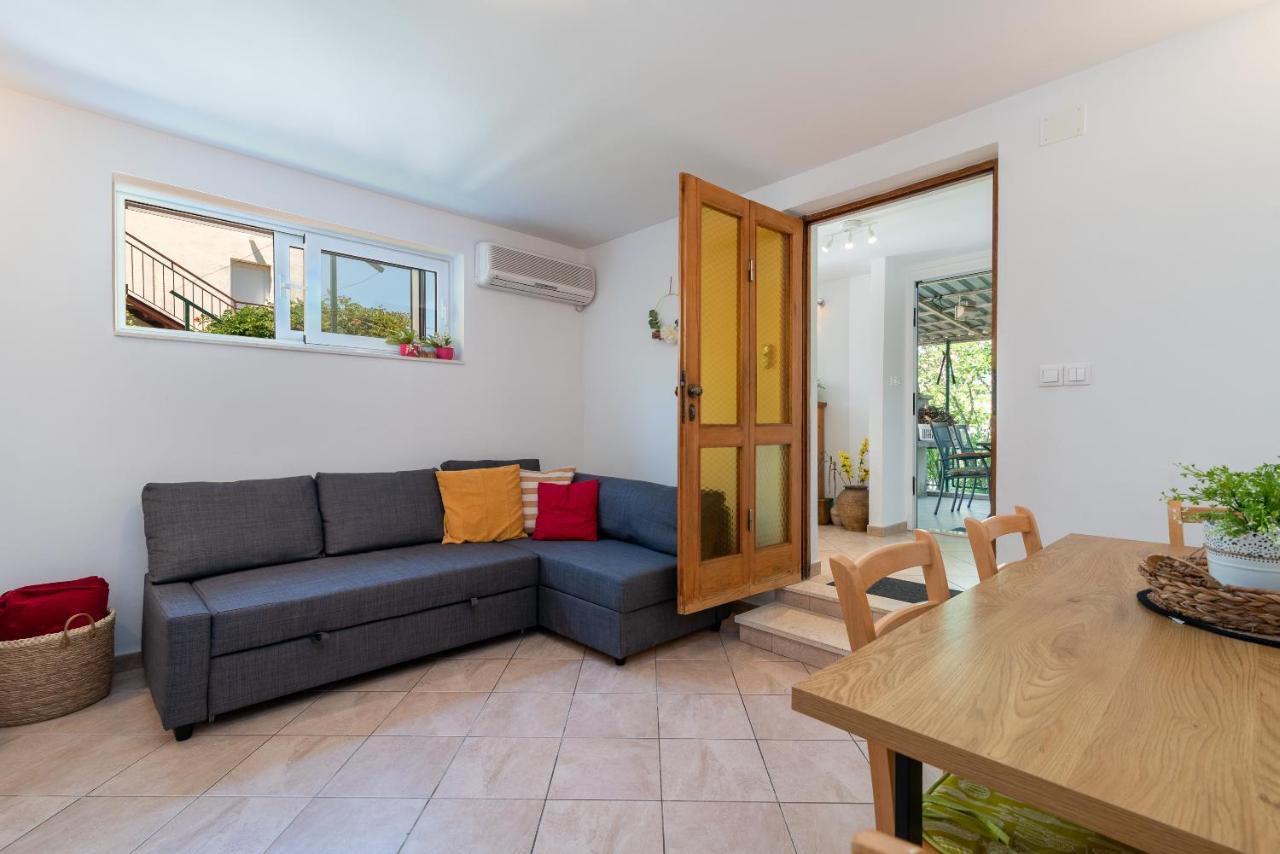Apartment Hrabar Longo Trogir Exterior photo